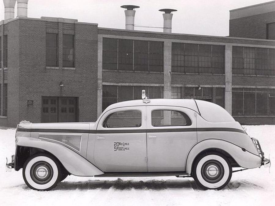  Checker Model A Landaulet 1939 года  (фото 2 из 2)